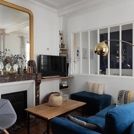 Apartment Cozy 50 M Haven Of Peace Near Montmartre